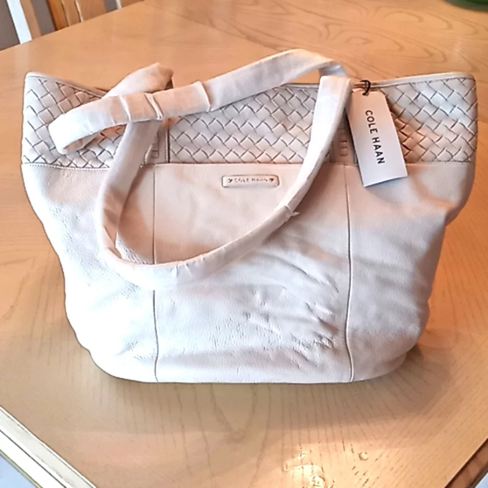 COLE HAAN Genuine Woven Detail Leather Large Tote Bag. Beige. NWT. Beautiful! - Picture 1 of 16